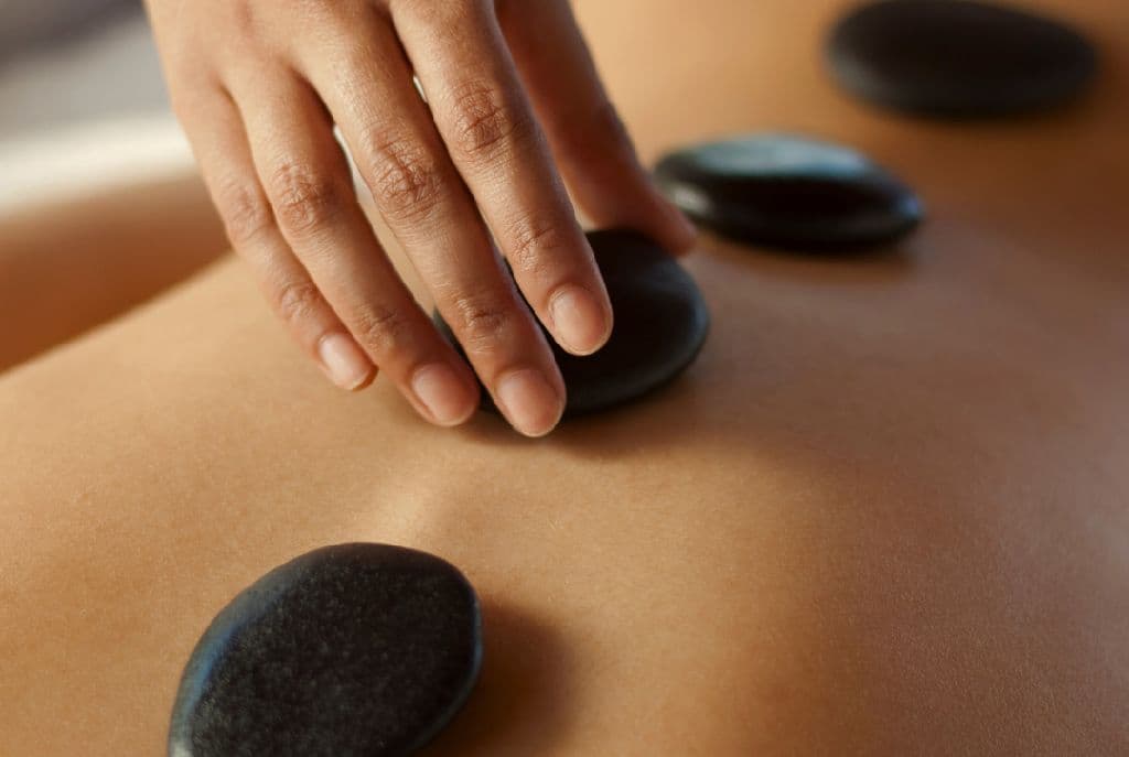 Massoterapeuta Aline, Massagem