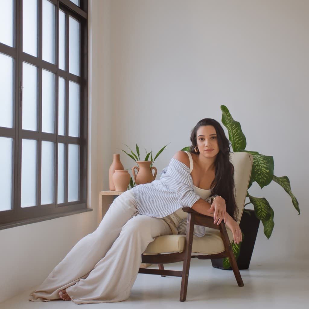 Arielle Santos, Massagem, foto 1 de 2