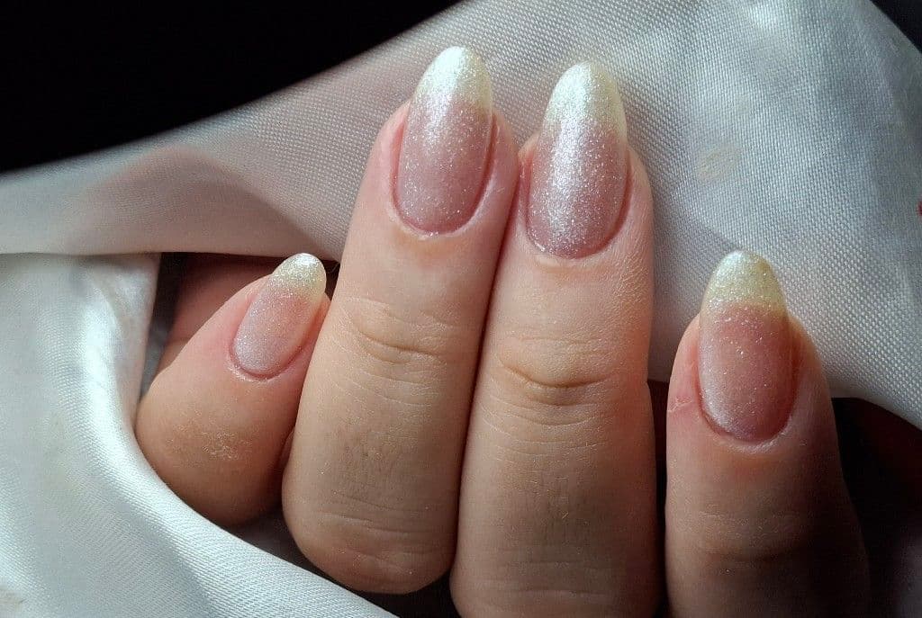 Mikanaillls, Unhas