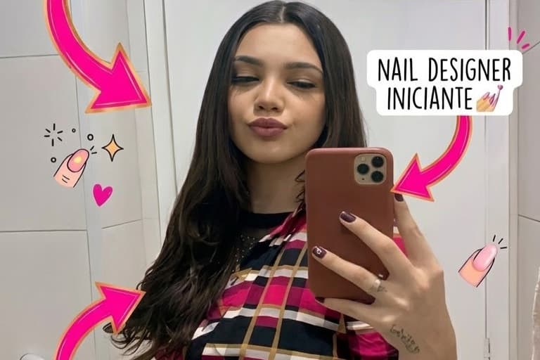Ashley Stocco, Unhas, foto 1 de 3