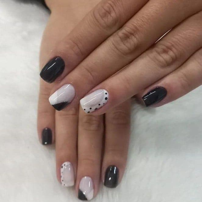 Cátia Sadlovski Da Silva, Unhas, foto 2 de 3