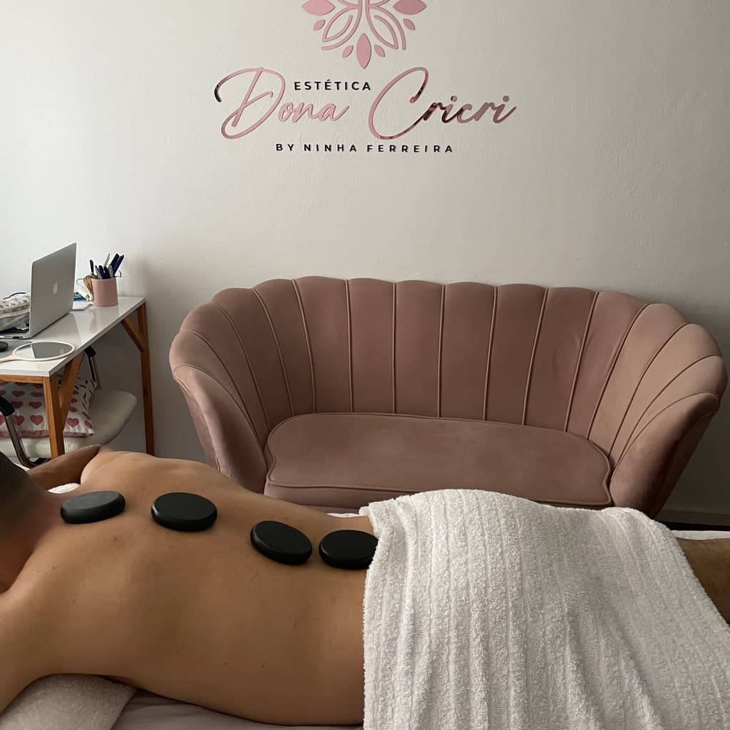 Dona Cricri, Massagem