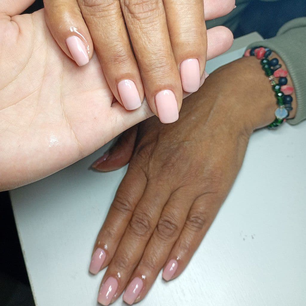 Tamara, Unhas, foto 1 de 2