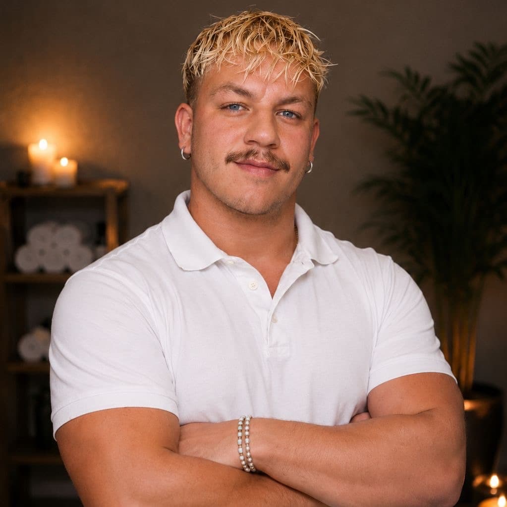 Nico Fava, Massagem, foto 2 de 2