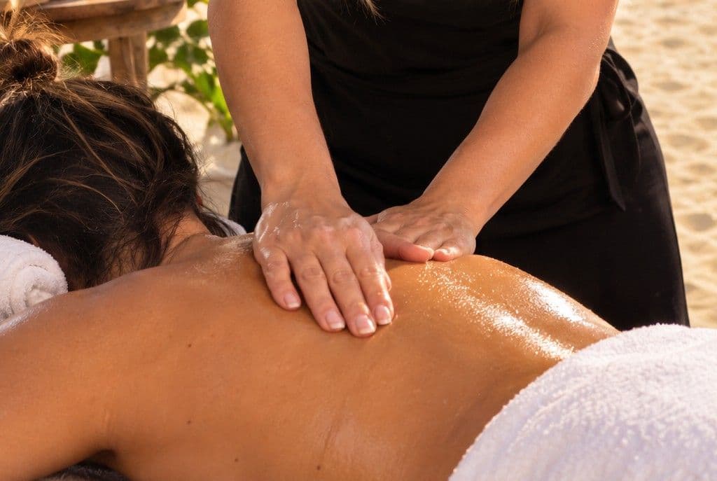 Sol Massoterapia, Massagem