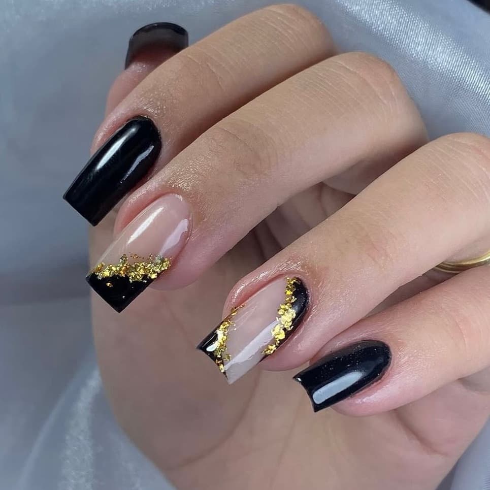 Karol, Unhas, foto 1 de 2