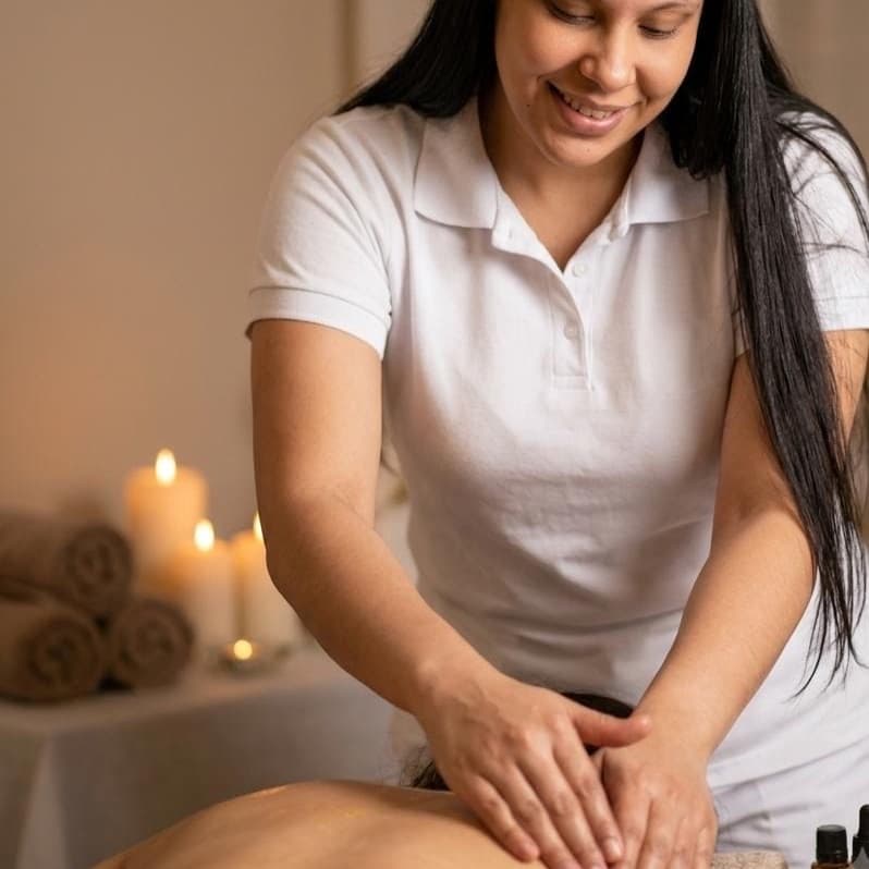 Eileen Portillo, Massagem, foto 2 de 4