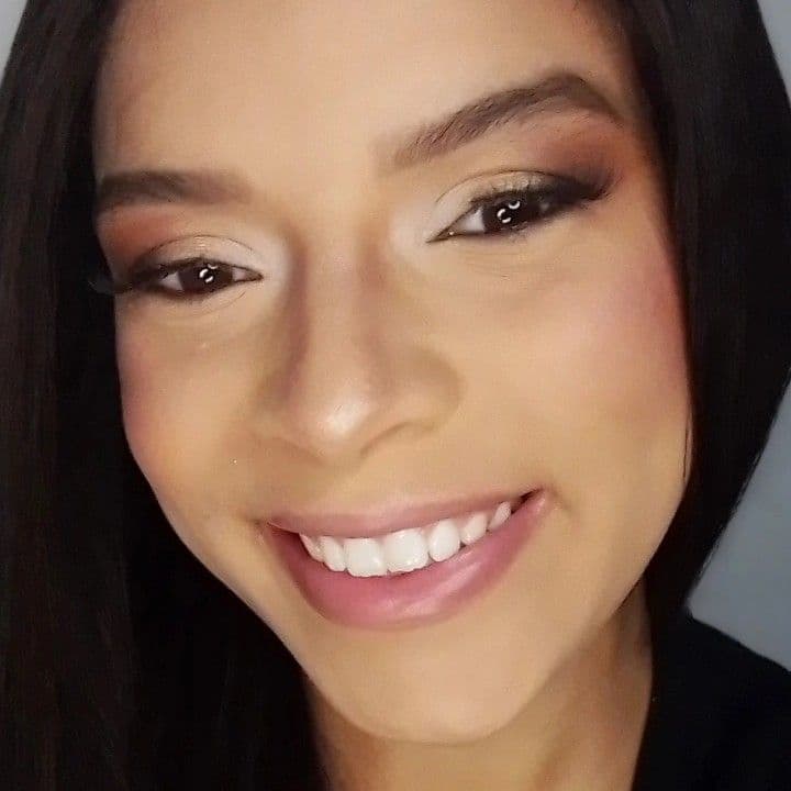 Débora Regina Gomes Januário, Maquiagem, foto 1 de 1