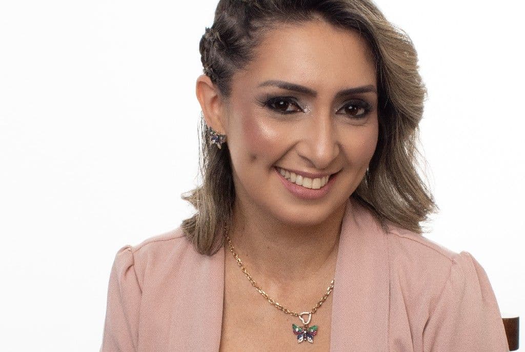 Elaine, Massagem