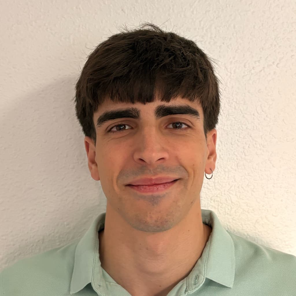 Carlos Lopez, Treinamento, foto 1 de 1