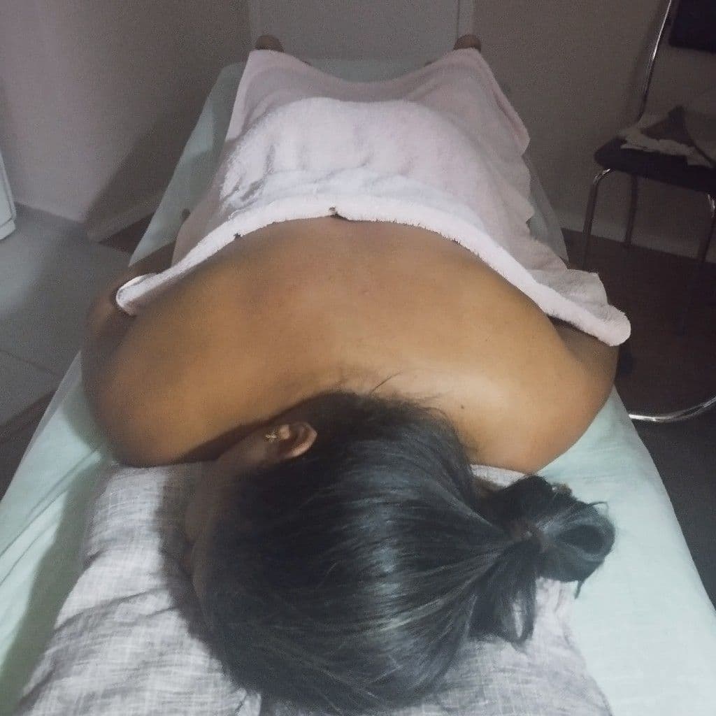 Jéssica Aquino De Carvalho, Massagem, foto 1 de 2