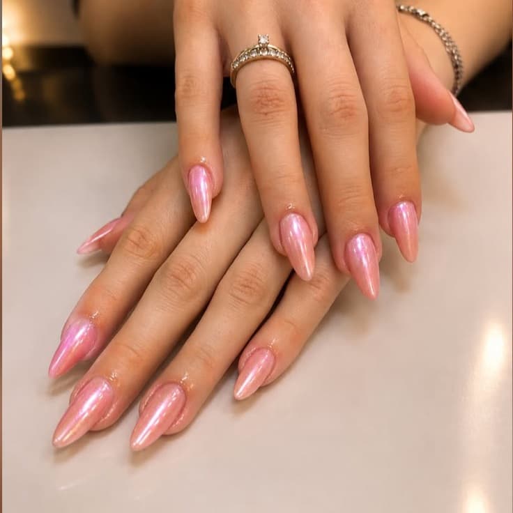 Manuela Felipe, Unhas