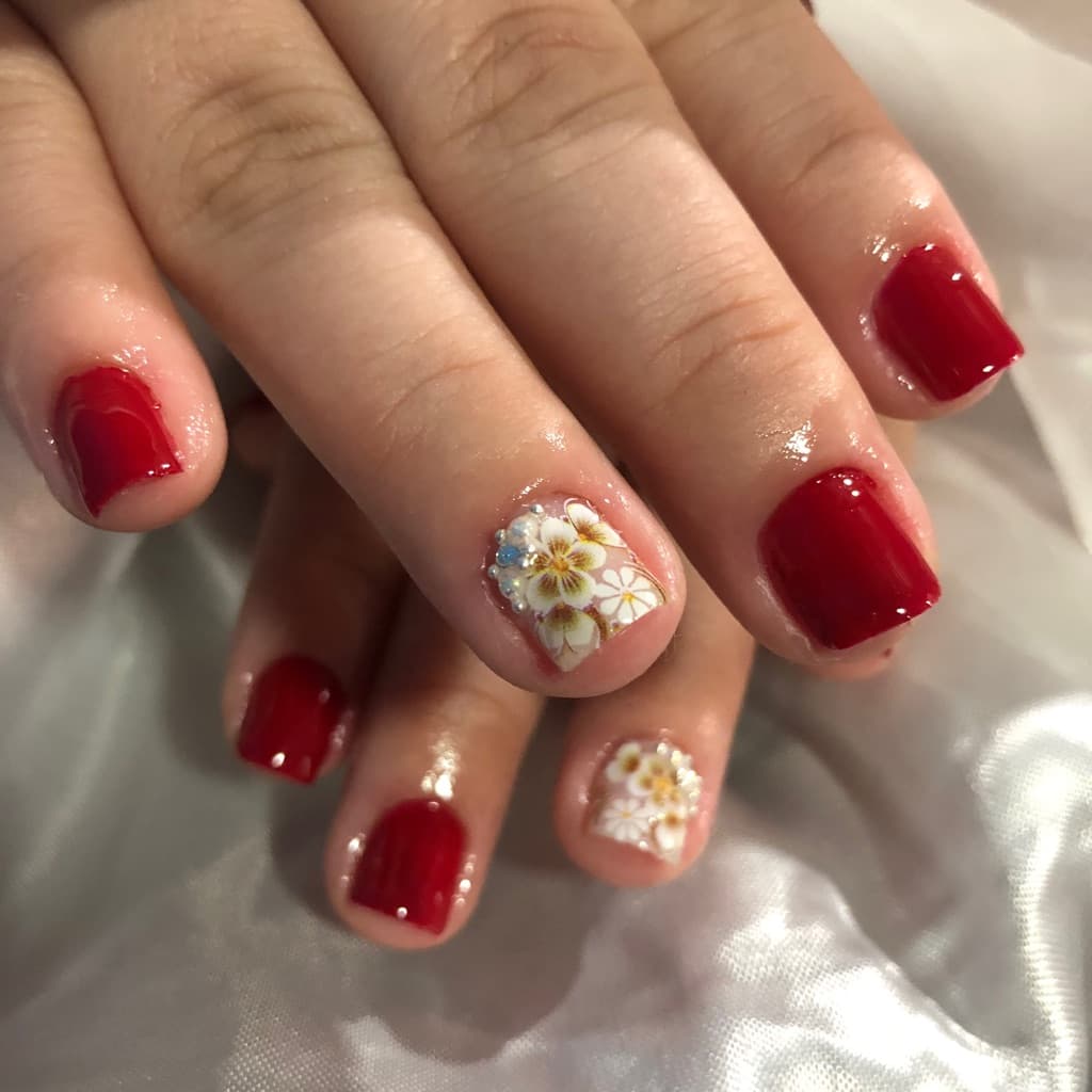 Sheila Steck, Unhas
