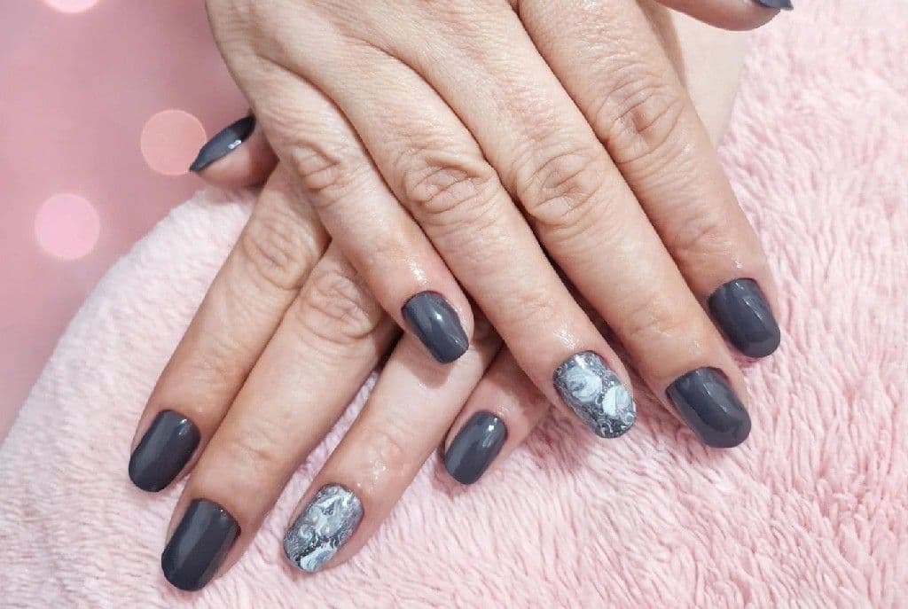 Bruna, Unhas