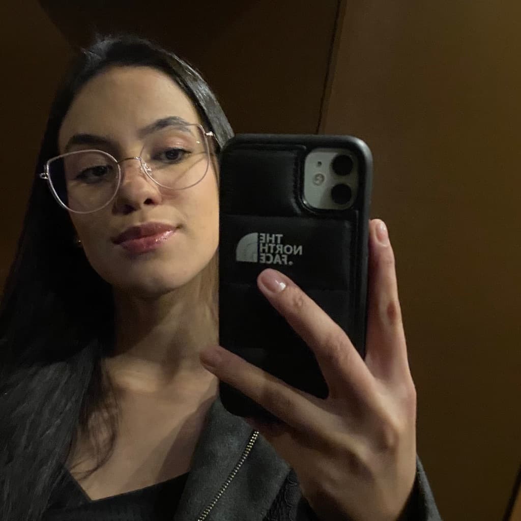 Alessandra Passos, Unhas, foto 2 de 2