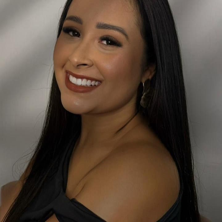 Thais Silva, Sobrancelhas, foto 2 de 2