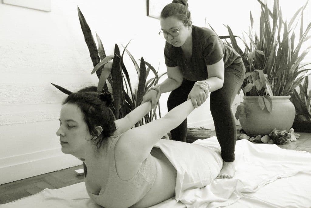 Michaella Gubser, Massagem, foto 1 de 2
