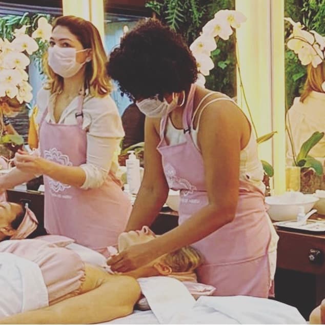 Angela, Massagem, foto 1 de 2