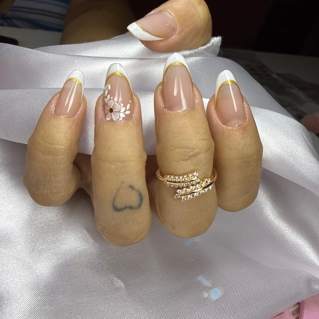 Edneya Rocha, Unhas, foto 1 de 2