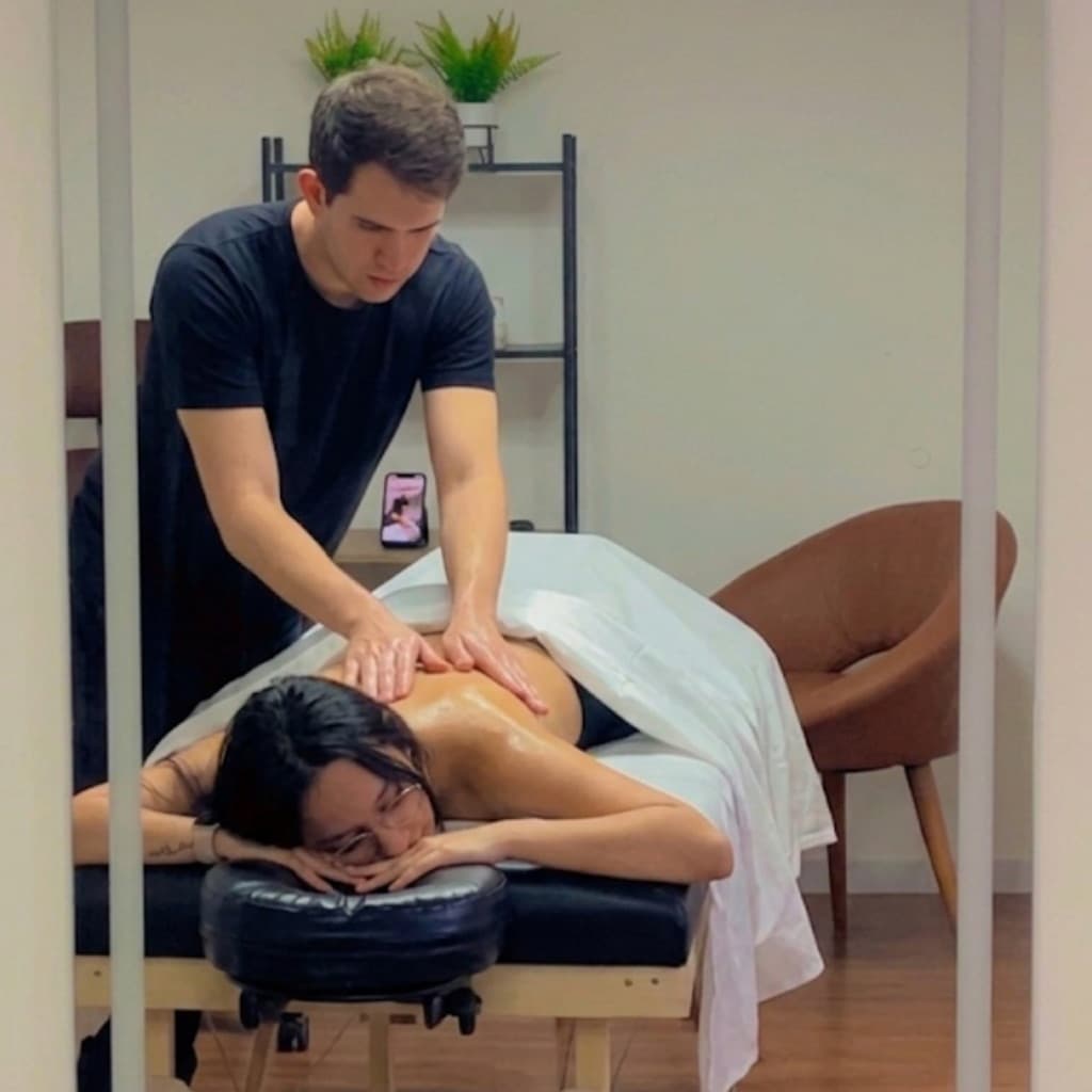 Danilo Moraes, Massagem, foto 1 de 7