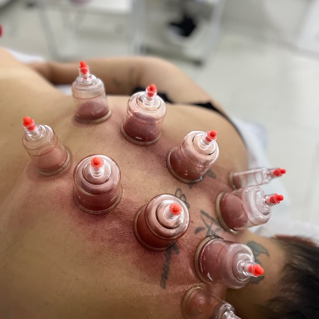 Poliani Gomes, Massagem, foto 1 de 2
