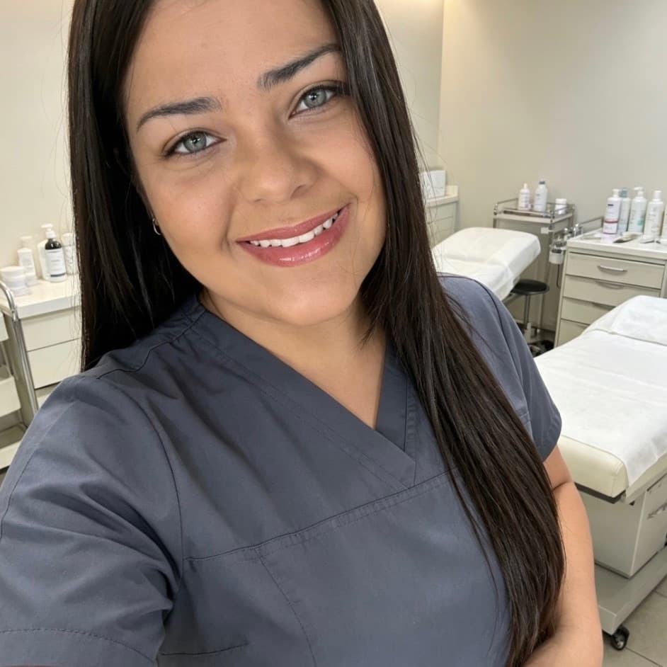 Dra Eliene, Pele, foto 2 de 2