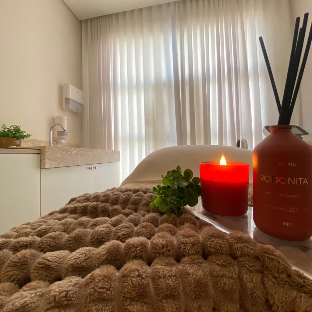 Luana Decknes, Massagem, foto 1 de 2