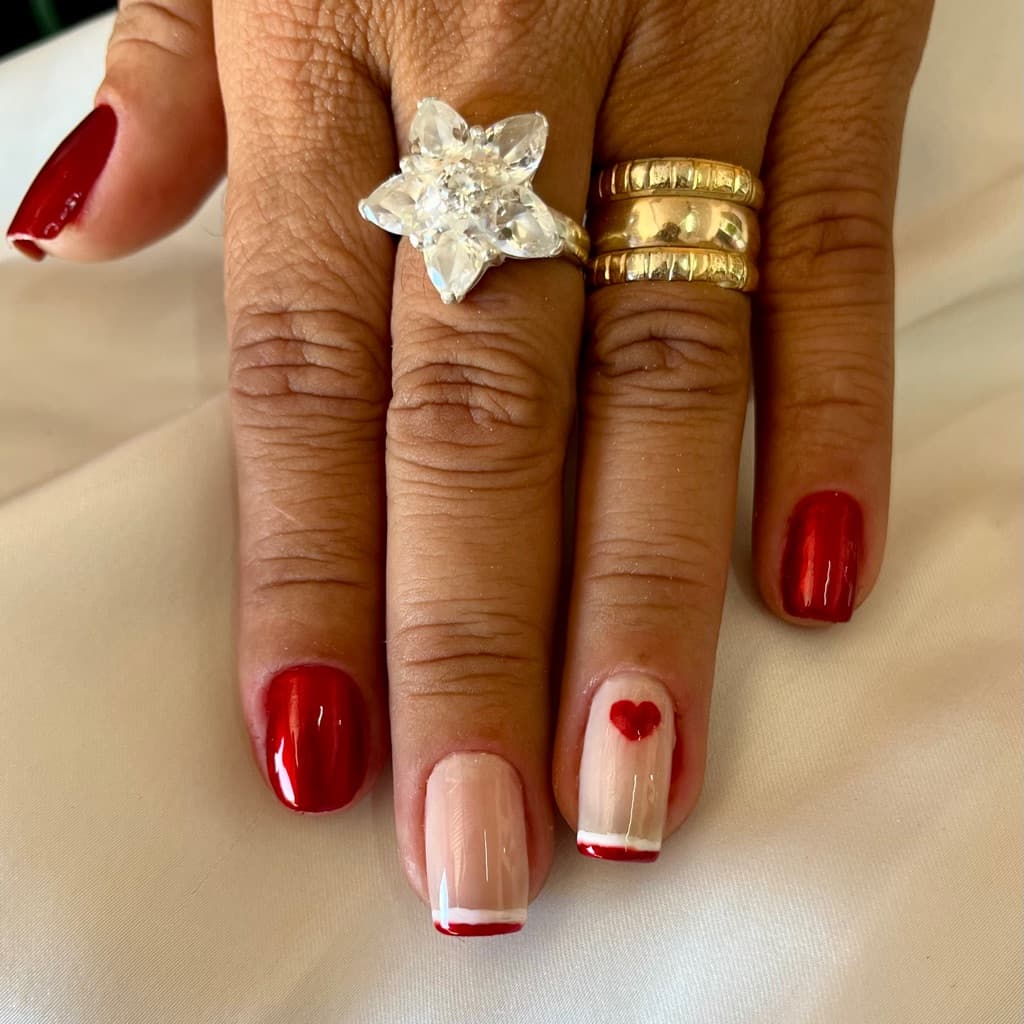 Anaa, Unhas, foto 1 de 1