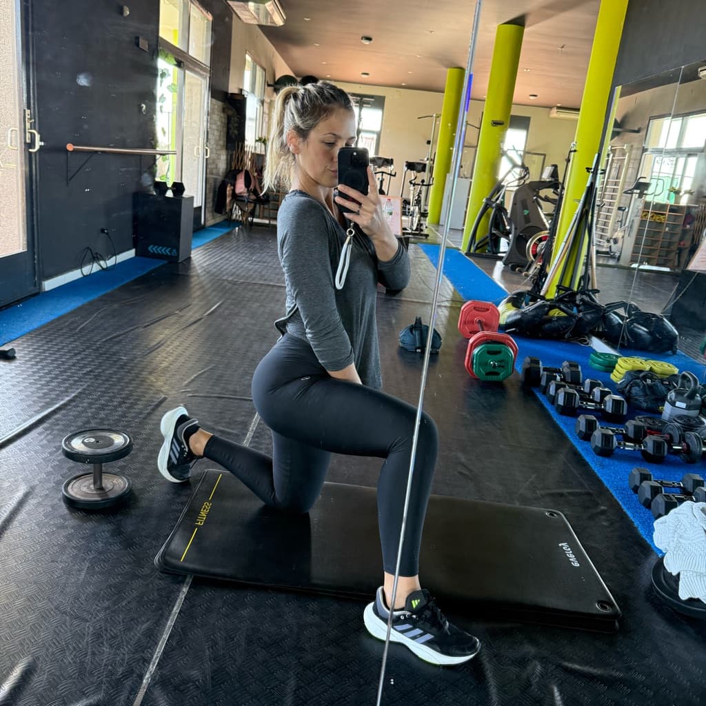 Nerina Maldonado, Treinamento, foto 1 de 1