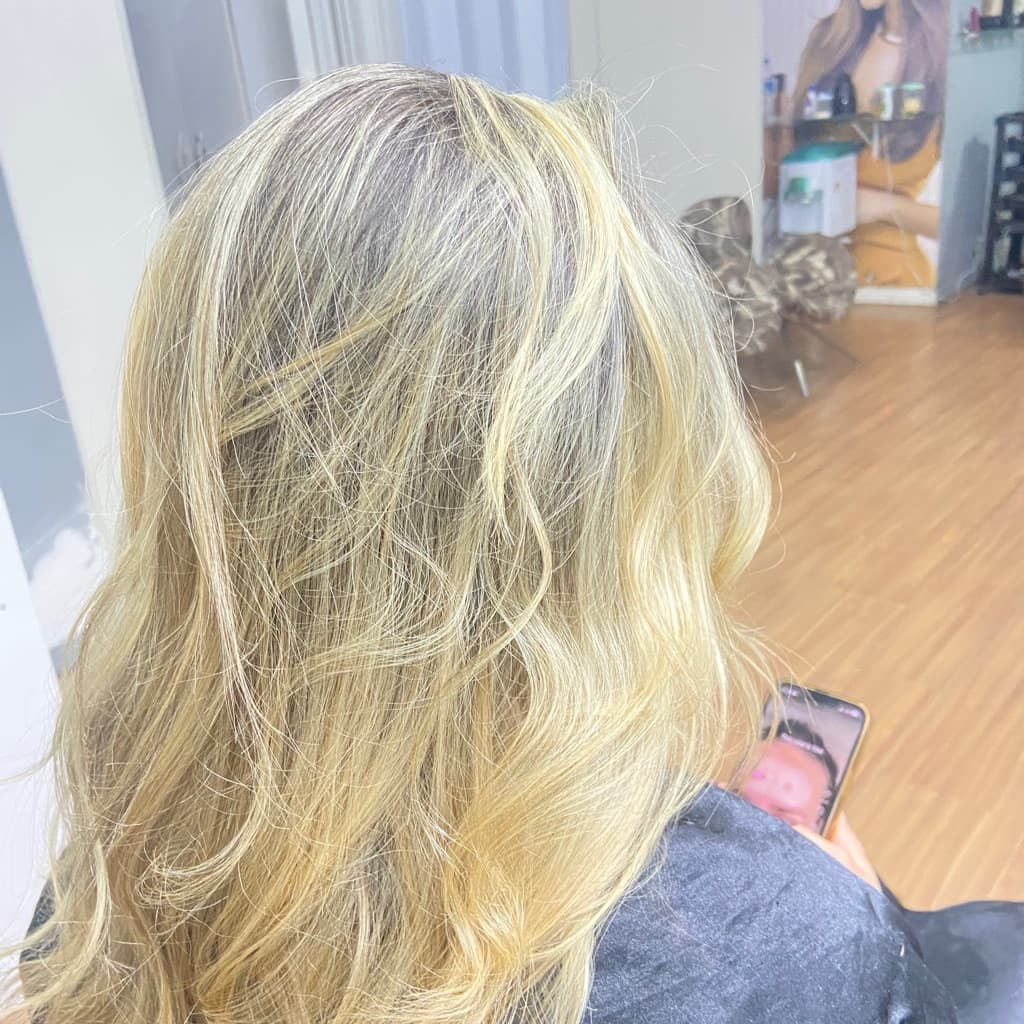 Ester Lancin, Cabelo, foto 2 de 7