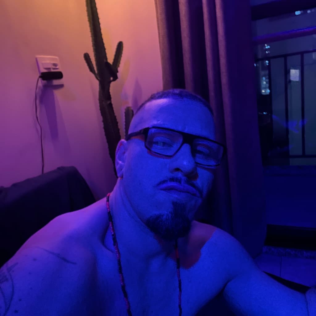 Ruan Rubedo, Massagem, foto 2 de 7