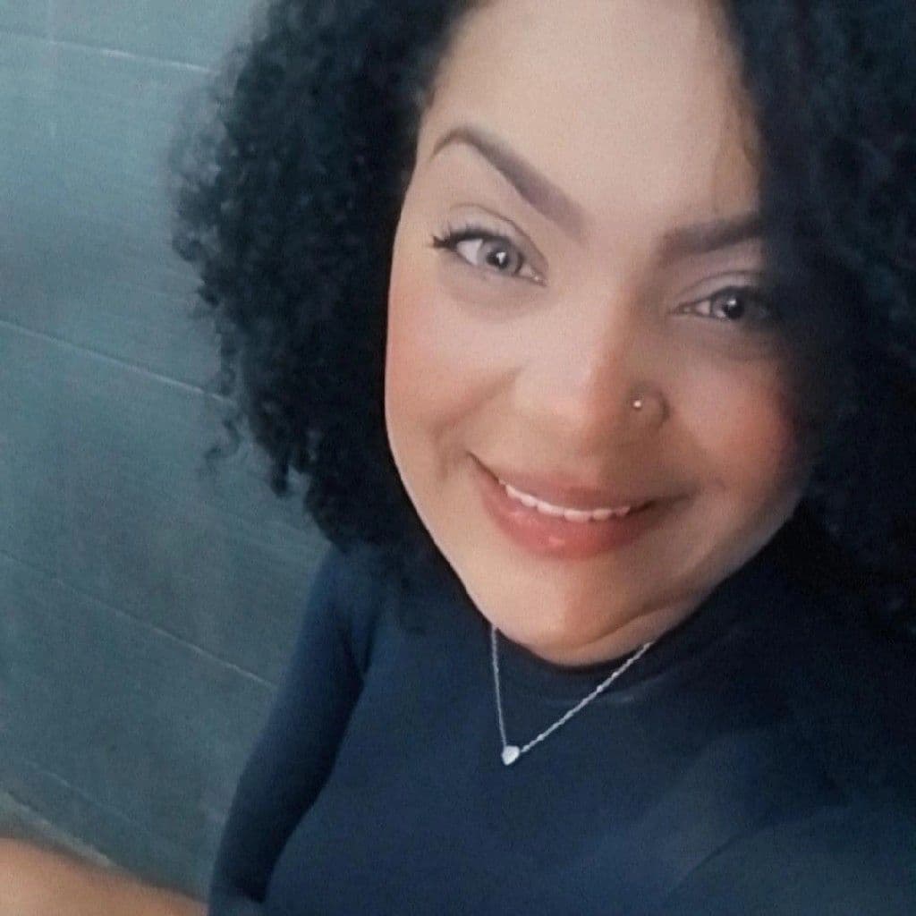 Débora Cristina, Massagem, foto 1 de 1