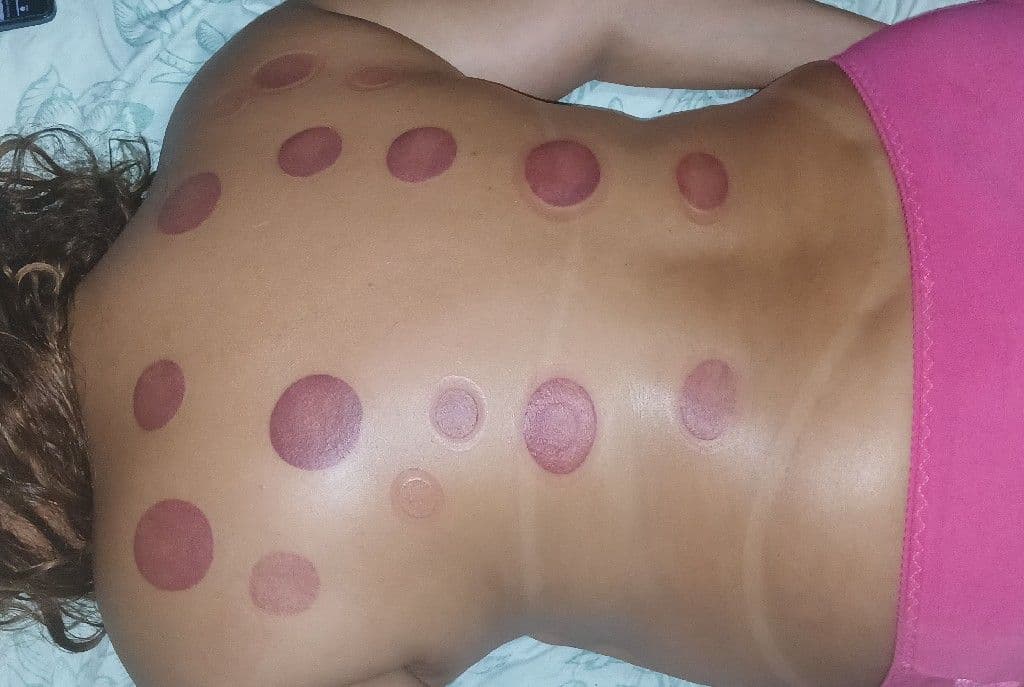 Mary Massoterapeuta, Massagem, foto 1 de 2