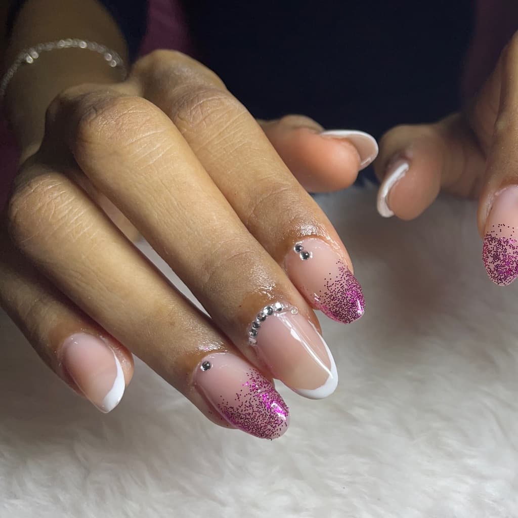 Vitoria Henrique, Unhas, foto 1 de 2