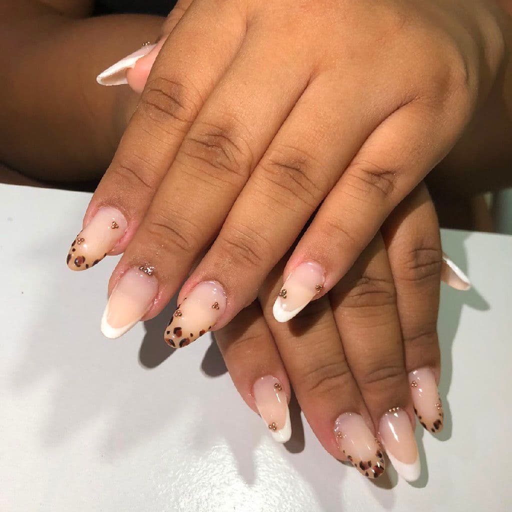 Clara Souza, Unhas, foto 2 de 2