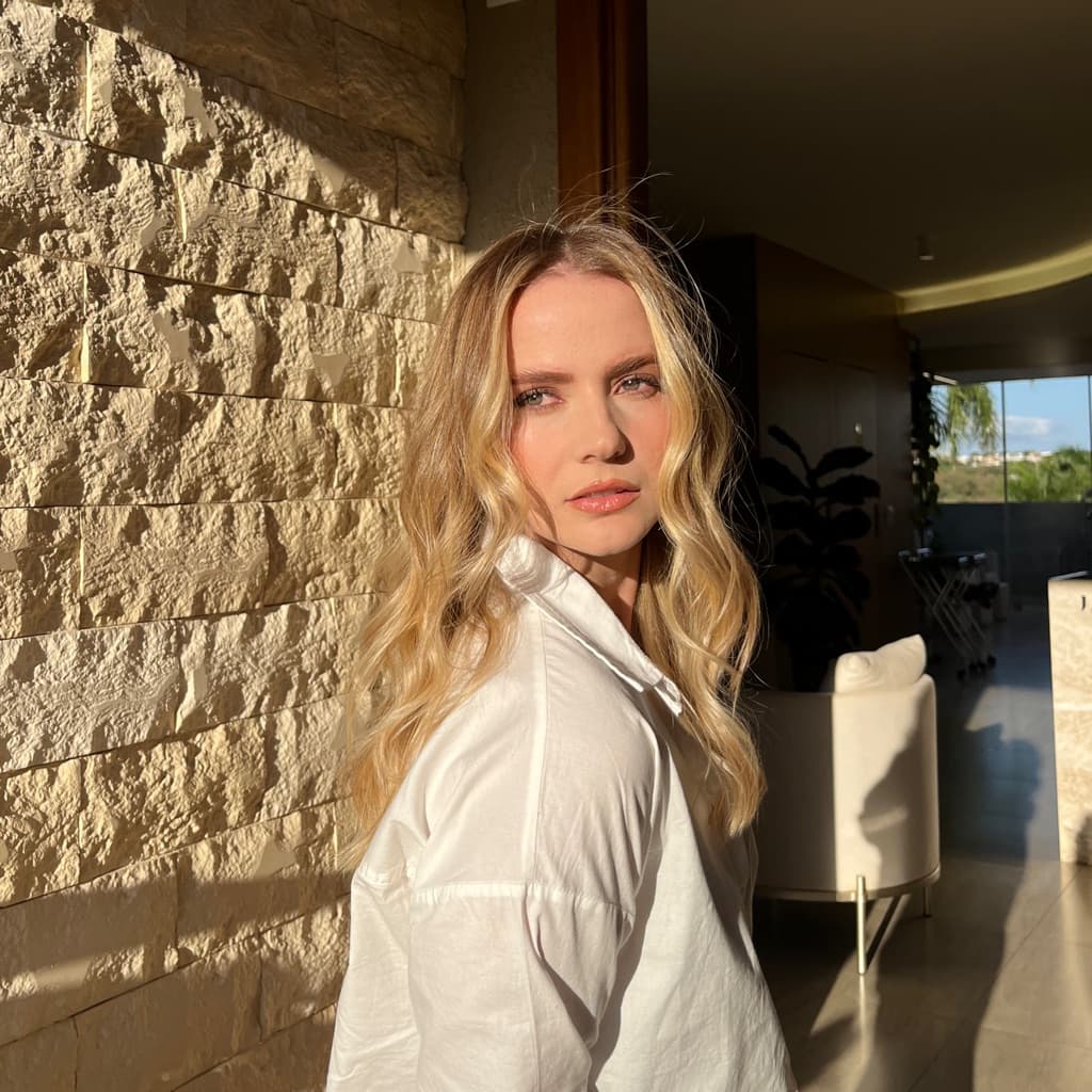 Luana Decknes, Massagem, foto 2 de 2