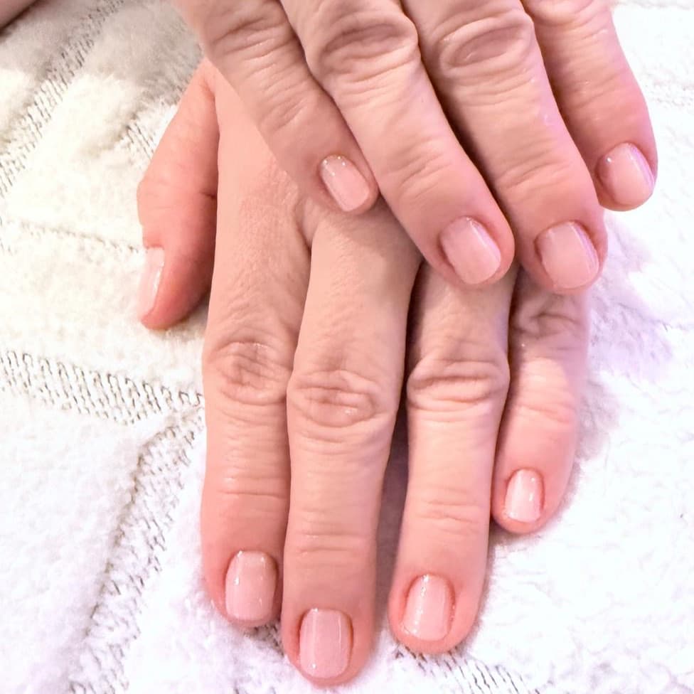 Adriana, Unhas, foto 1 de 2