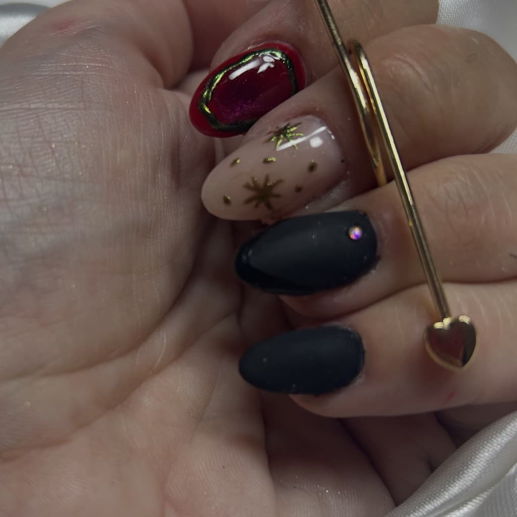 Juliana Nogueira, Unhas, foto 1 de 1