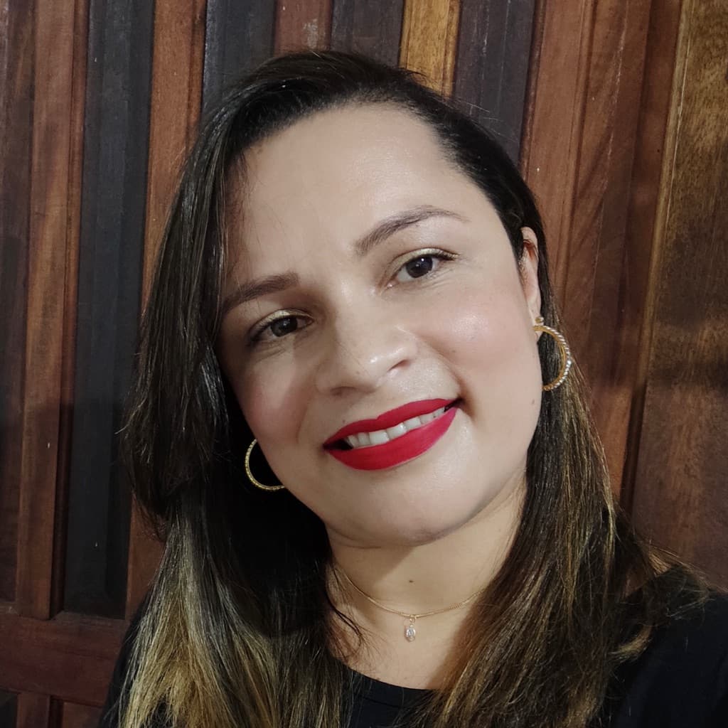 Fabiana Paiva Viana, Unhas, foto 2 de 2