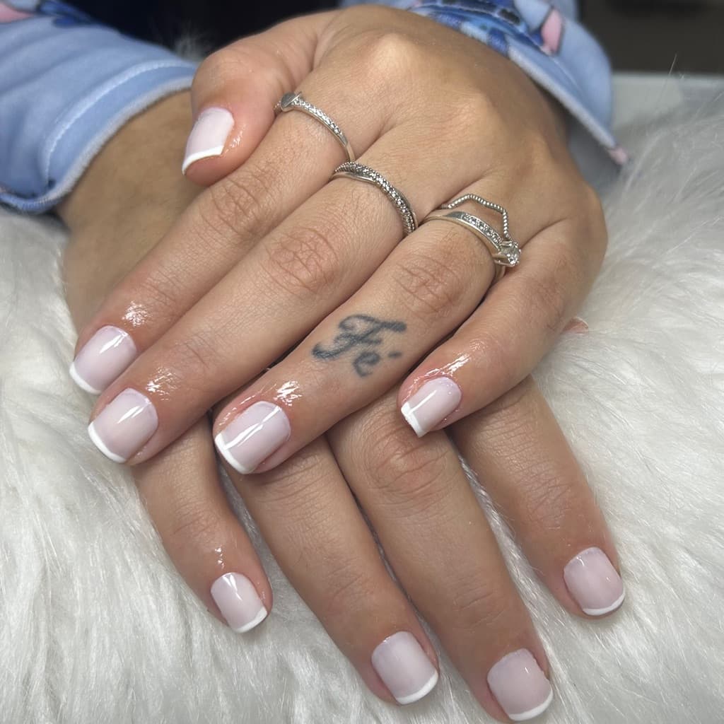 Magna Nevez Manicure, Unhas, foto 1 de 2