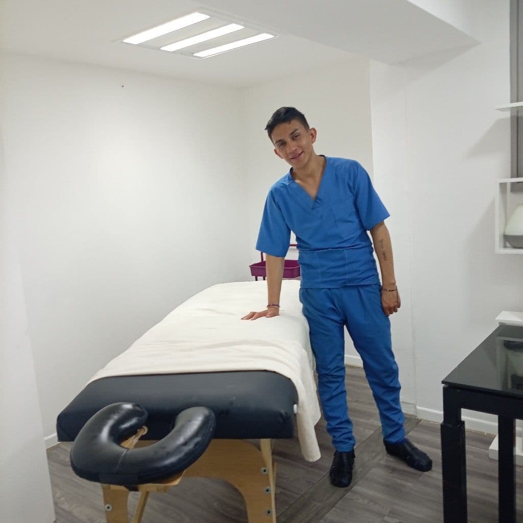 Salvador Miranda Guadalupe, Massagem, foto 2 de 2