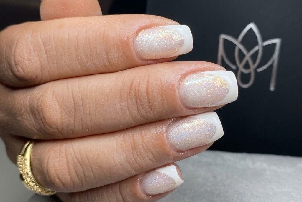 Guria Bonita - Studio E Academy, Unhas