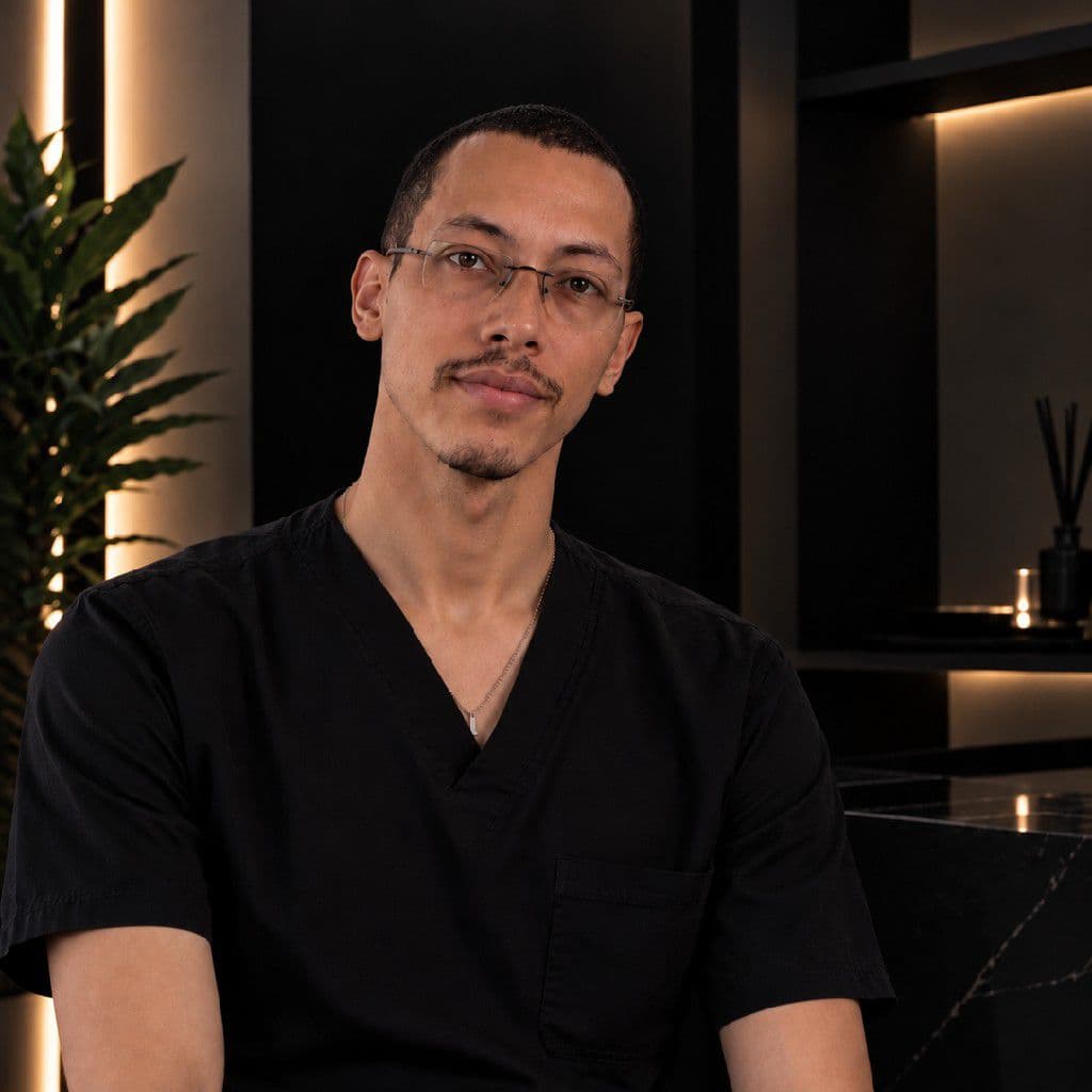 Caio, Massagem, foto 2 de 3