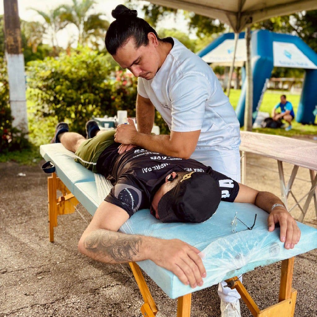 Vitor Medeiros Massoterapeuta, Massagem, foto 1 de 2