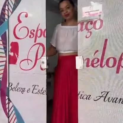 Espaço Penélope Beleza E Estética, Maquiagem, foto 1 de 2