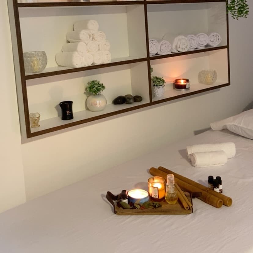 Soraia Viana, Massagem