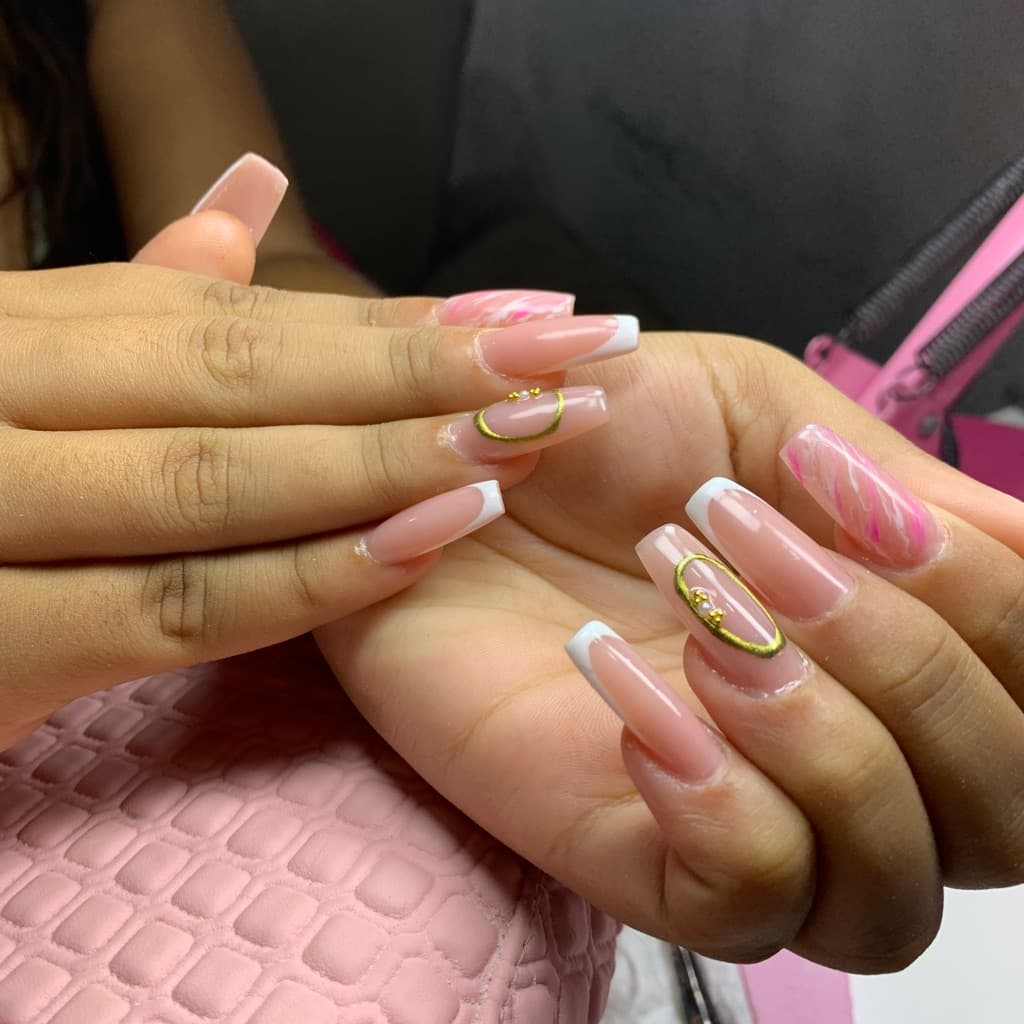 Renata Silva, Unhas, foto 1 de 2