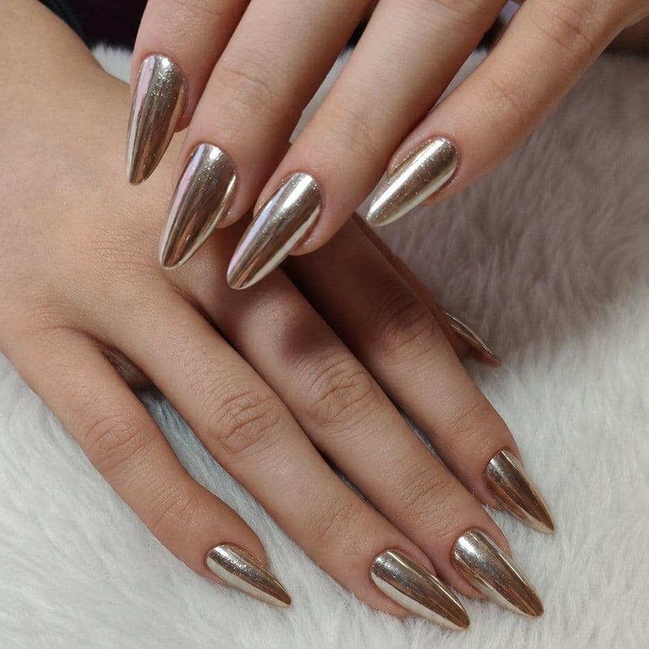 Alexandra Lana, Unhas, foto 2 de 2