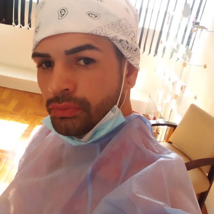 Oliver, Massagem, foto 1 de 1