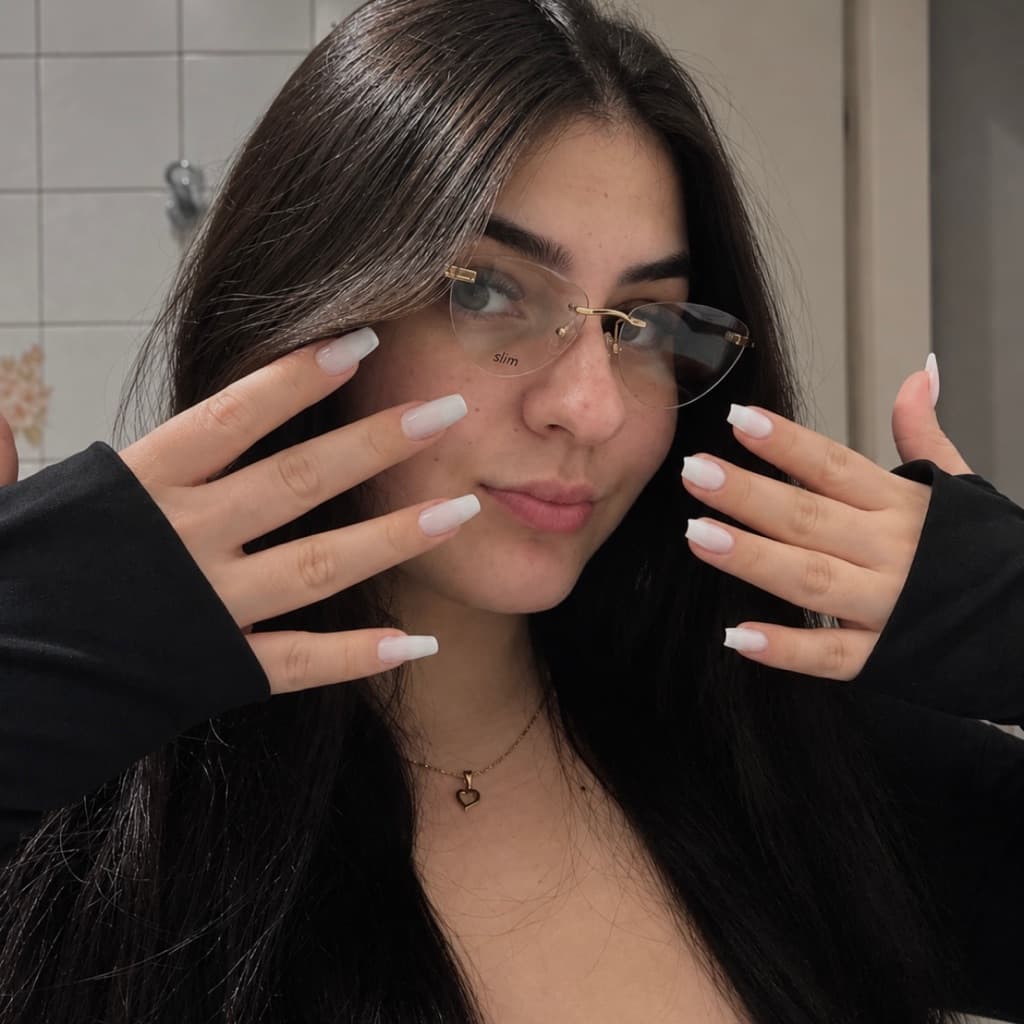 Giovanna Abreu, Unhas, foto 1 de 1